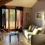 2 Pieces Avec Terrasse Dans Petite A 150m De La سا سيرْ سور مير